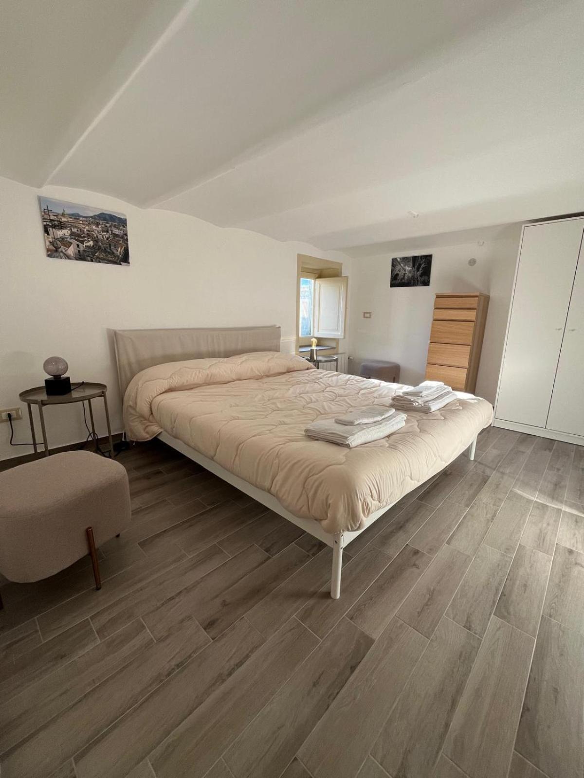 Casa Vacanze Da Ruggero Al Massimo Палермо Екстериор снимка