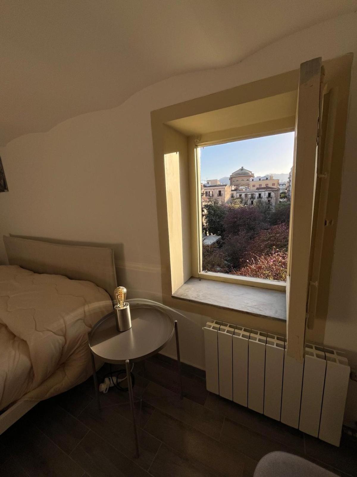 Casa Vacanze Da Ruggero Al Massimo Палермо Екстериор снимка
